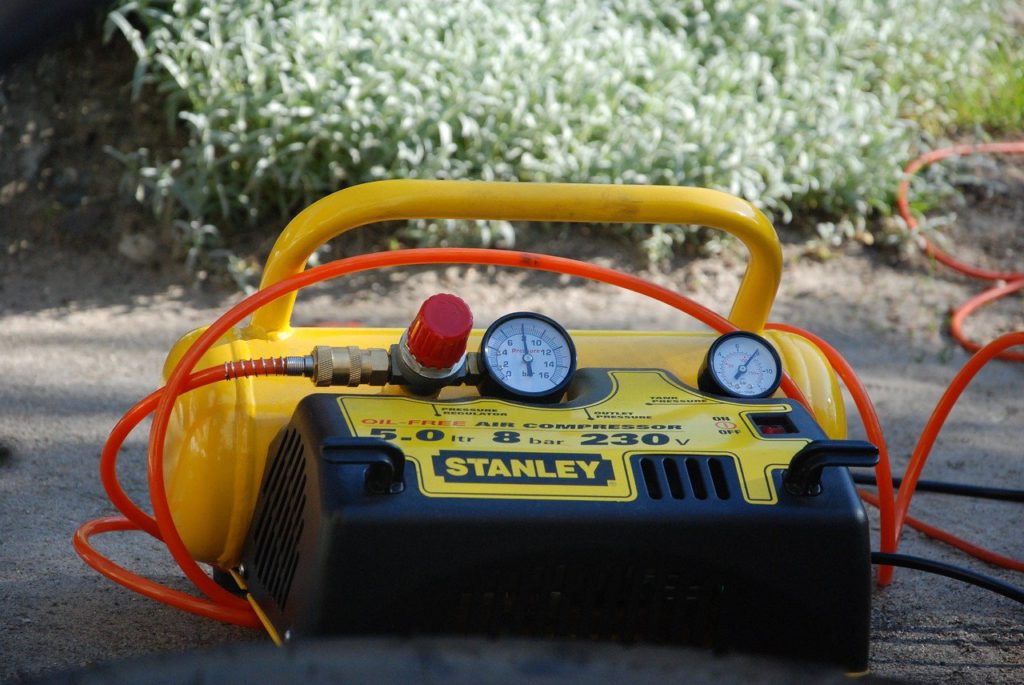 Air compressor in the garden
